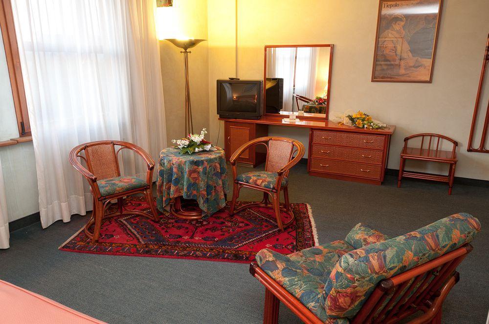 Hotel Villa Isabela Сант'Анджело Экстерьер фото